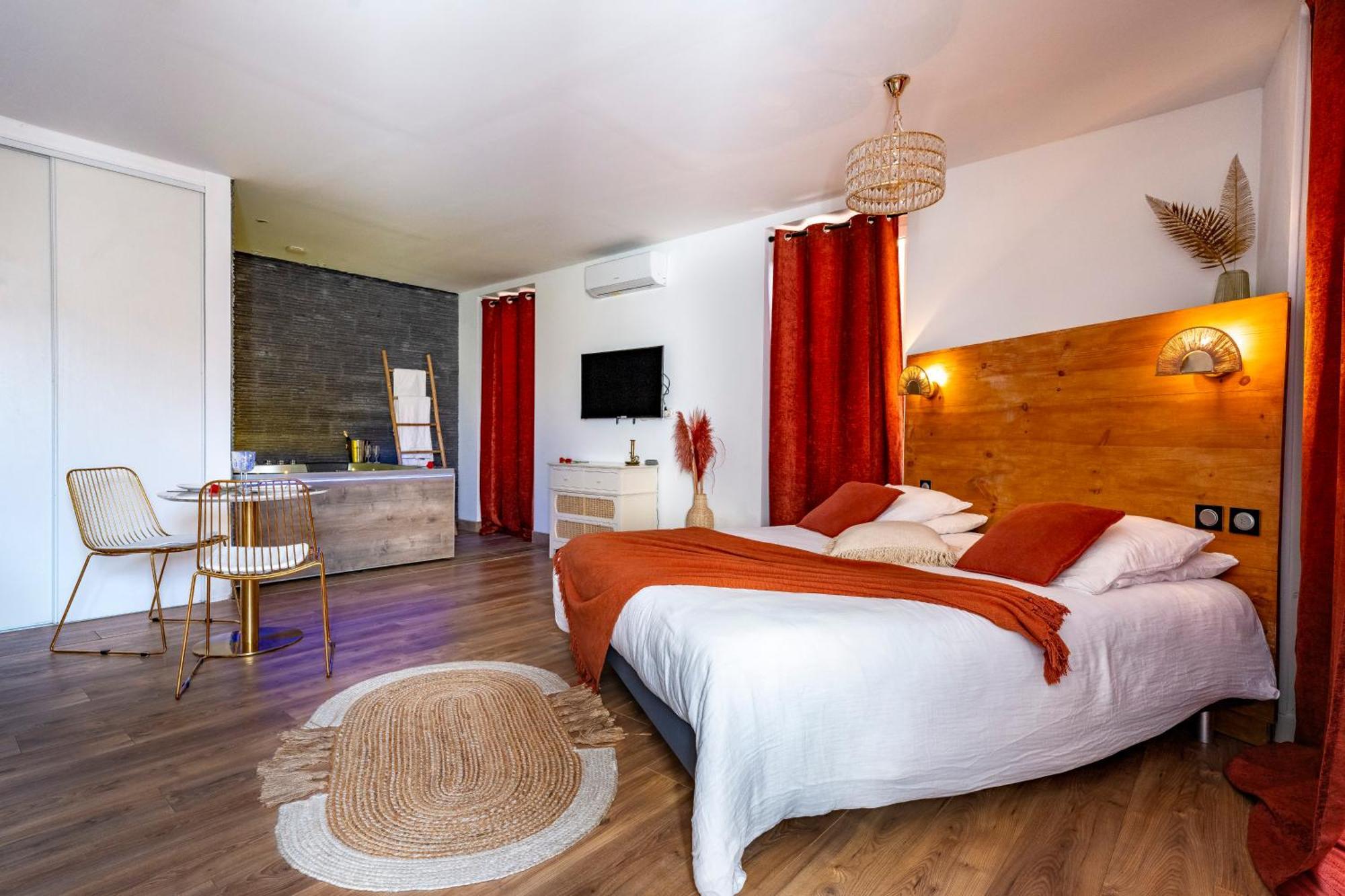 Loft Romantique - Privatif - Noctambulles Apartment Hyères